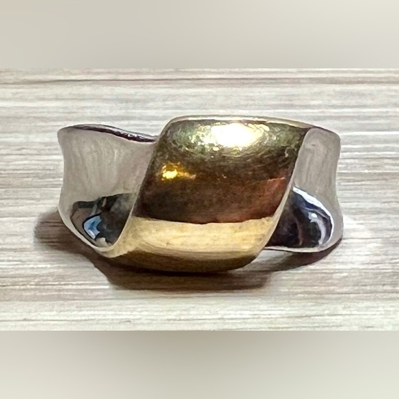 Designer Pranda CNA Sterling Silver & Gold Modernist Ribbon Ring, Size 8, 7.5G - Picture 2 of 10